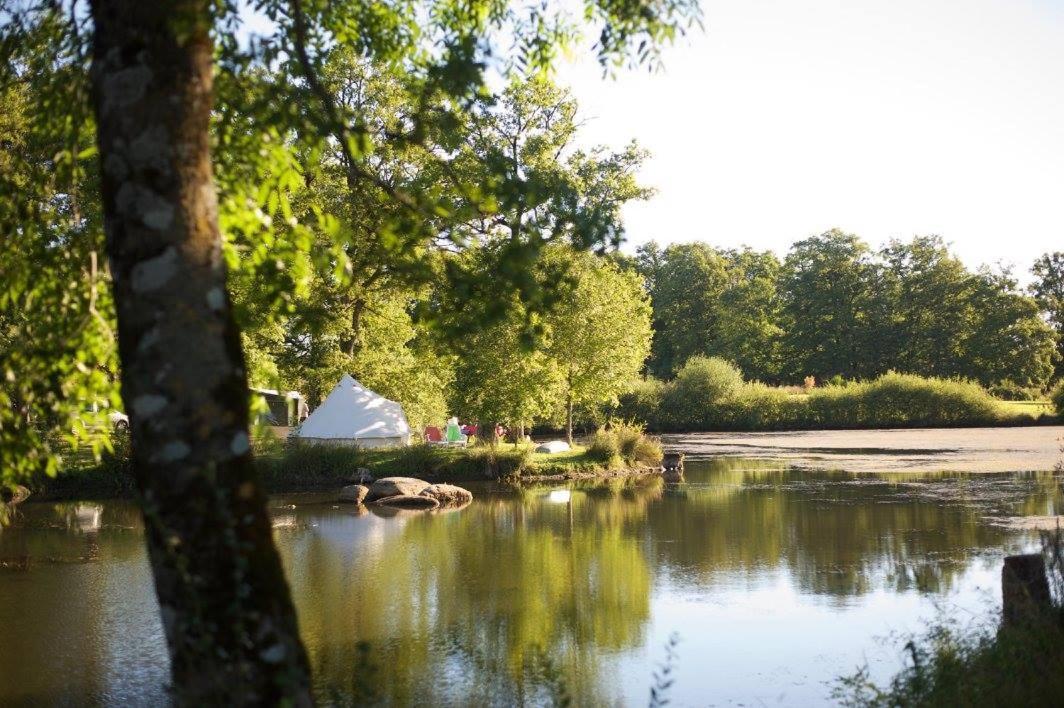 Senergues Camping Etang Du Camp מראה חיצוני תמונה