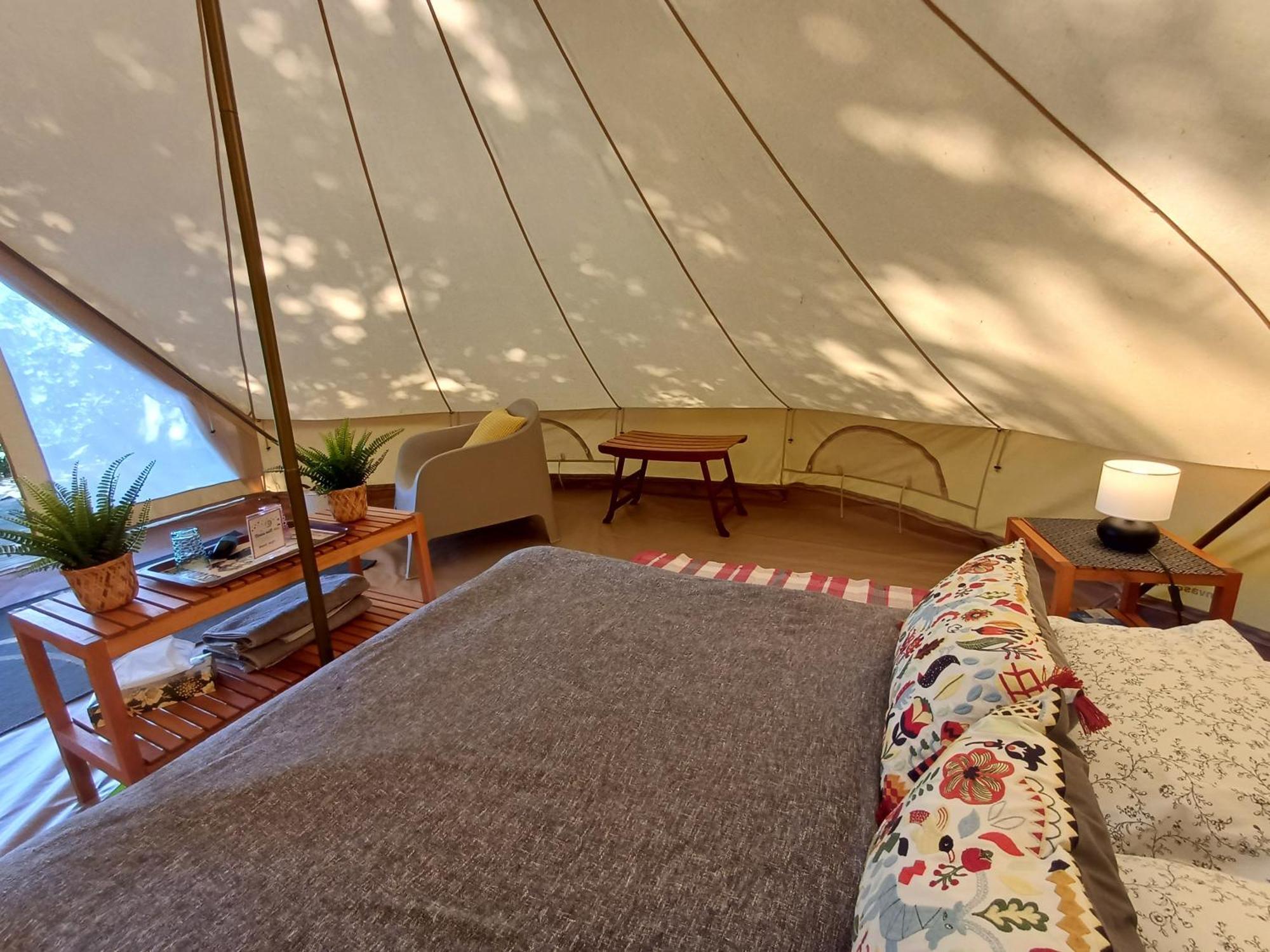 Senergues Camping Etang Du Camp מראה חיצוני תמונה